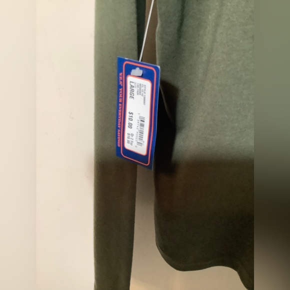 Mountain Lake long sleeve tee, size Lg, avocado green, NWT - Picture 3 of 3